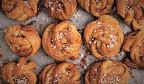 Vegan Cinnamon Rolls