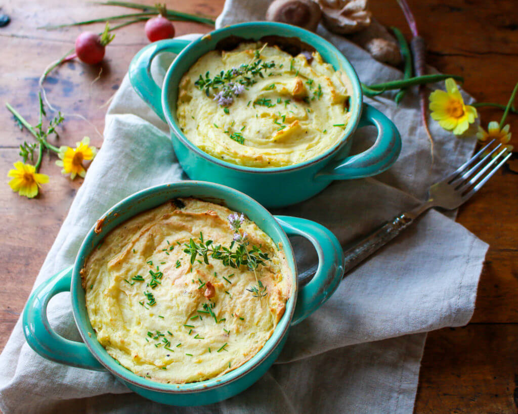 GREEN BEAN MUSHROOM POT PIES WITH MASHED POTATOES