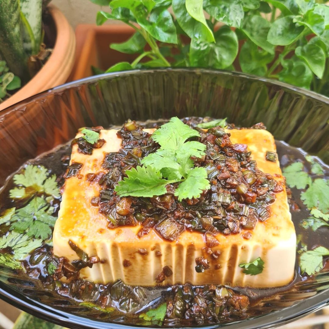 Steamed Silken Tofu in Garlic Sauce