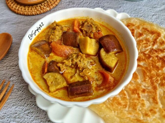 Easy Curry with Roti Prata recipe