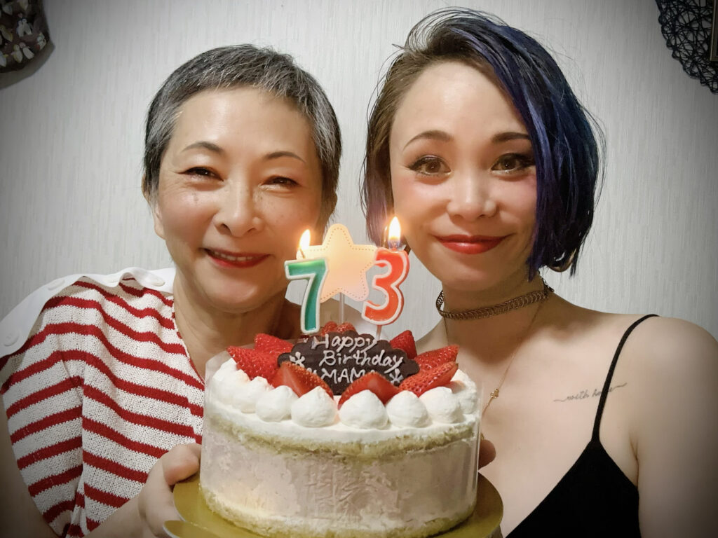 My mother's 73rd birthday - Azumi Yamanaka