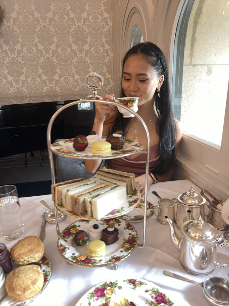 Vegan high tea at QVB - Jenny 🌱