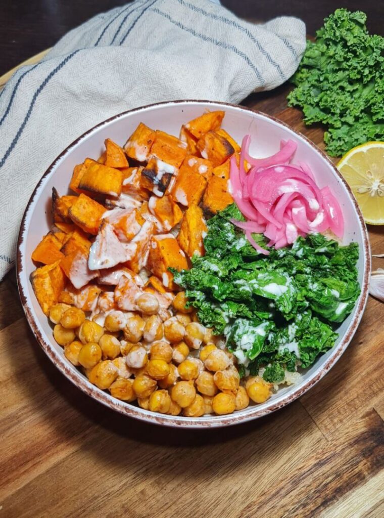 Quinoa Bowl with Sweet Potatoes and Kale